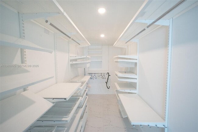 Building Photo - 11 Island Ave