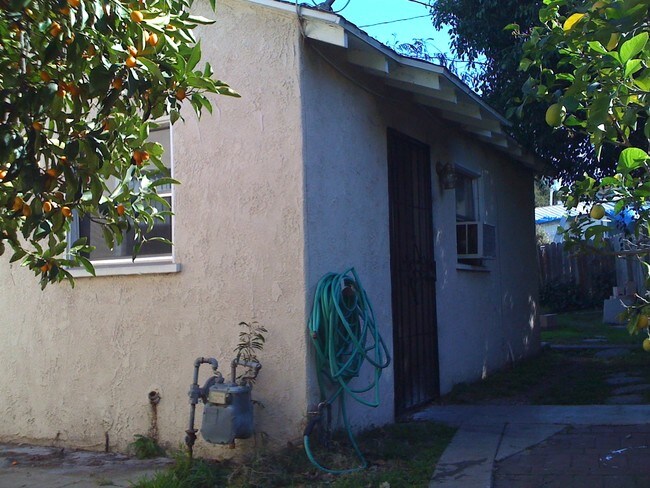 Front Unit - 2556 W Ramona Rd