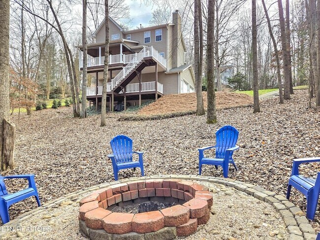 Building Photo - 12469 Daisywood Dr