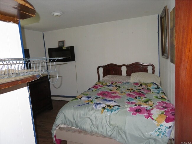Primary Photo - 1094 Nugent Ave