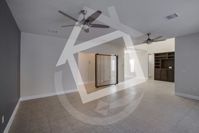 Building Photo - Unique 4 Bedroom, 2.5 Bathroom Home for rent