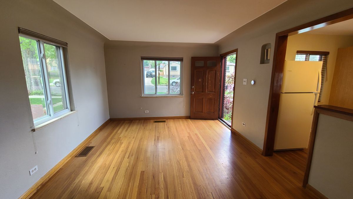 Building Photo - 4840 W 30th Ave