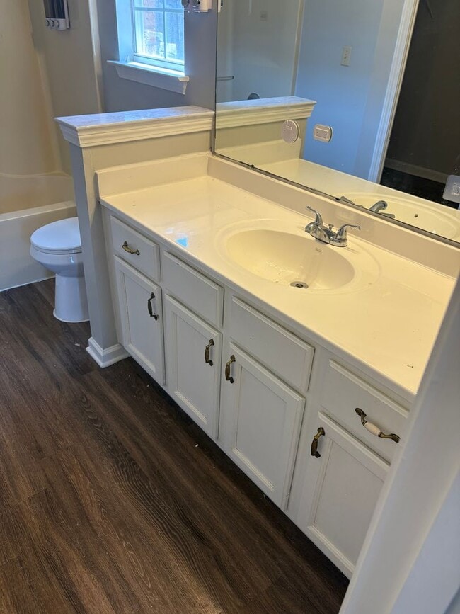 Building Photo - 5384 Farm Ridge Dr