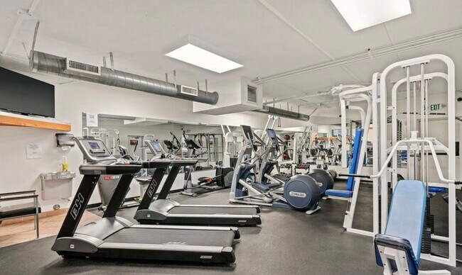 Building Photo - 8180 Manitoba St