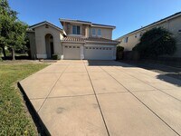 Building Photo - 100 Mt Adams Cir