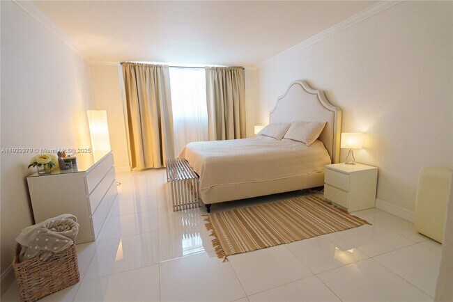 Building Photo - 19390 Collins Ave