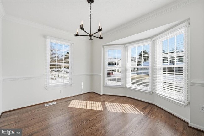 Building Photo - 9500 Windbeat Way