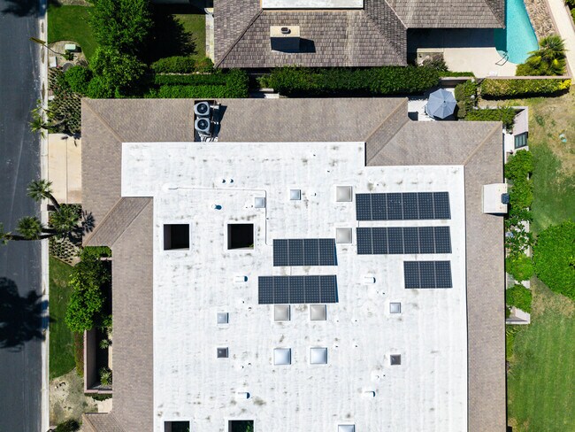 Building Photo - 7 Dartmouth Dr