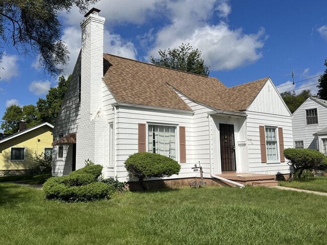 Building Photo - 1401 N Ballenger Hwy