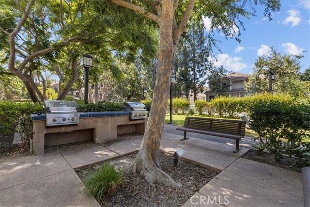 Building Photo - 2621 Plaza del Amo