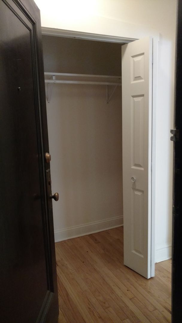 Building Photo - Cutest Apartment Ever - Horner Park (Montr...