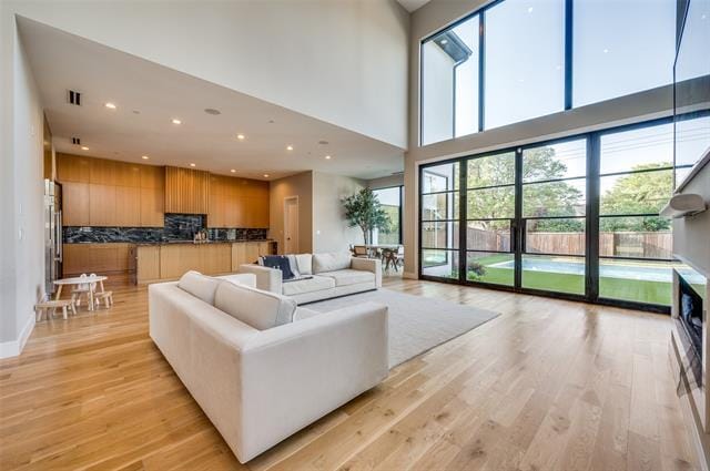 Building Photo - 4215 Nashwood Ln