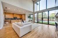 Building Photo - 4215 Nashwood Ln