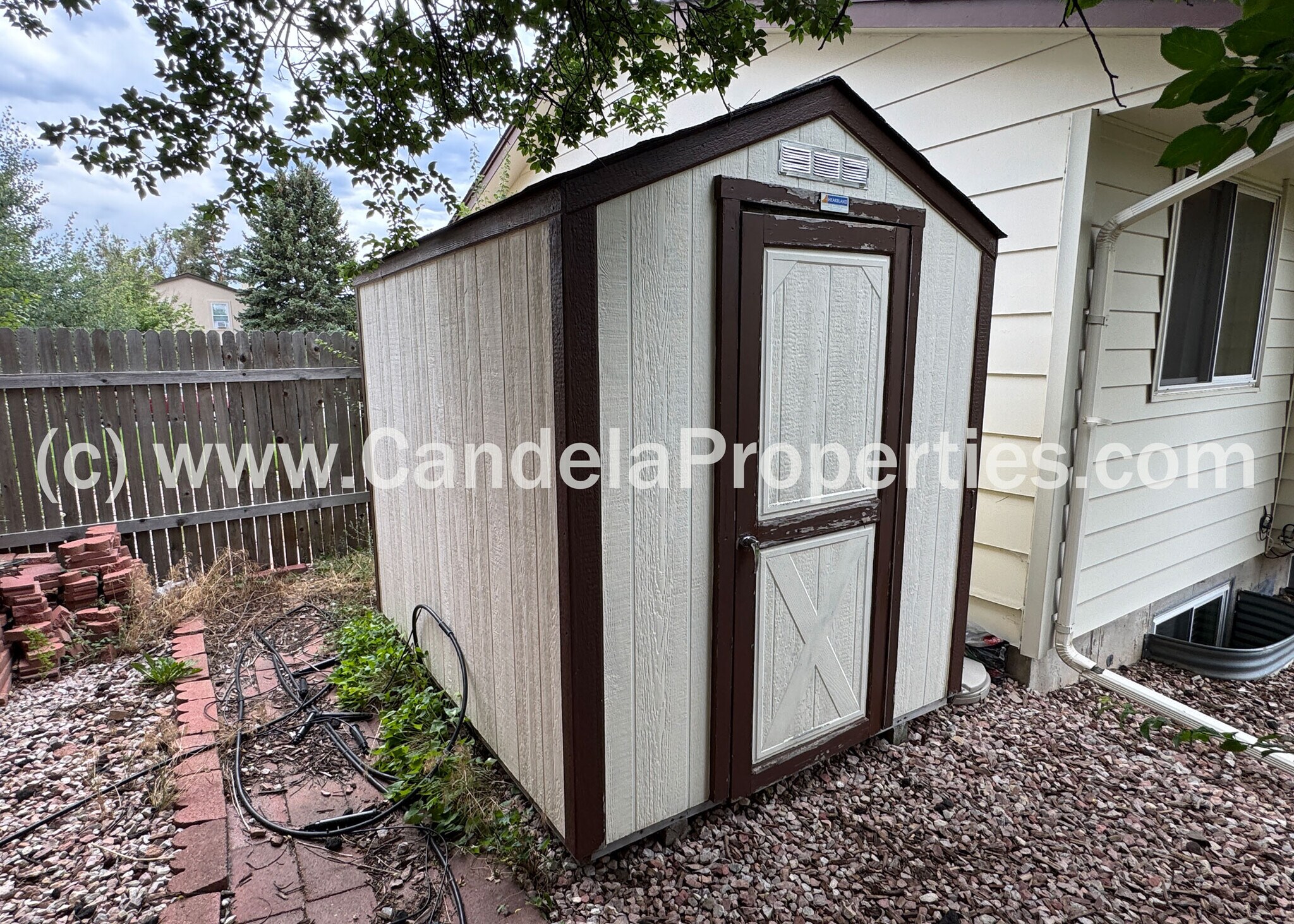 Building Photo - 8038 Horizon Dr