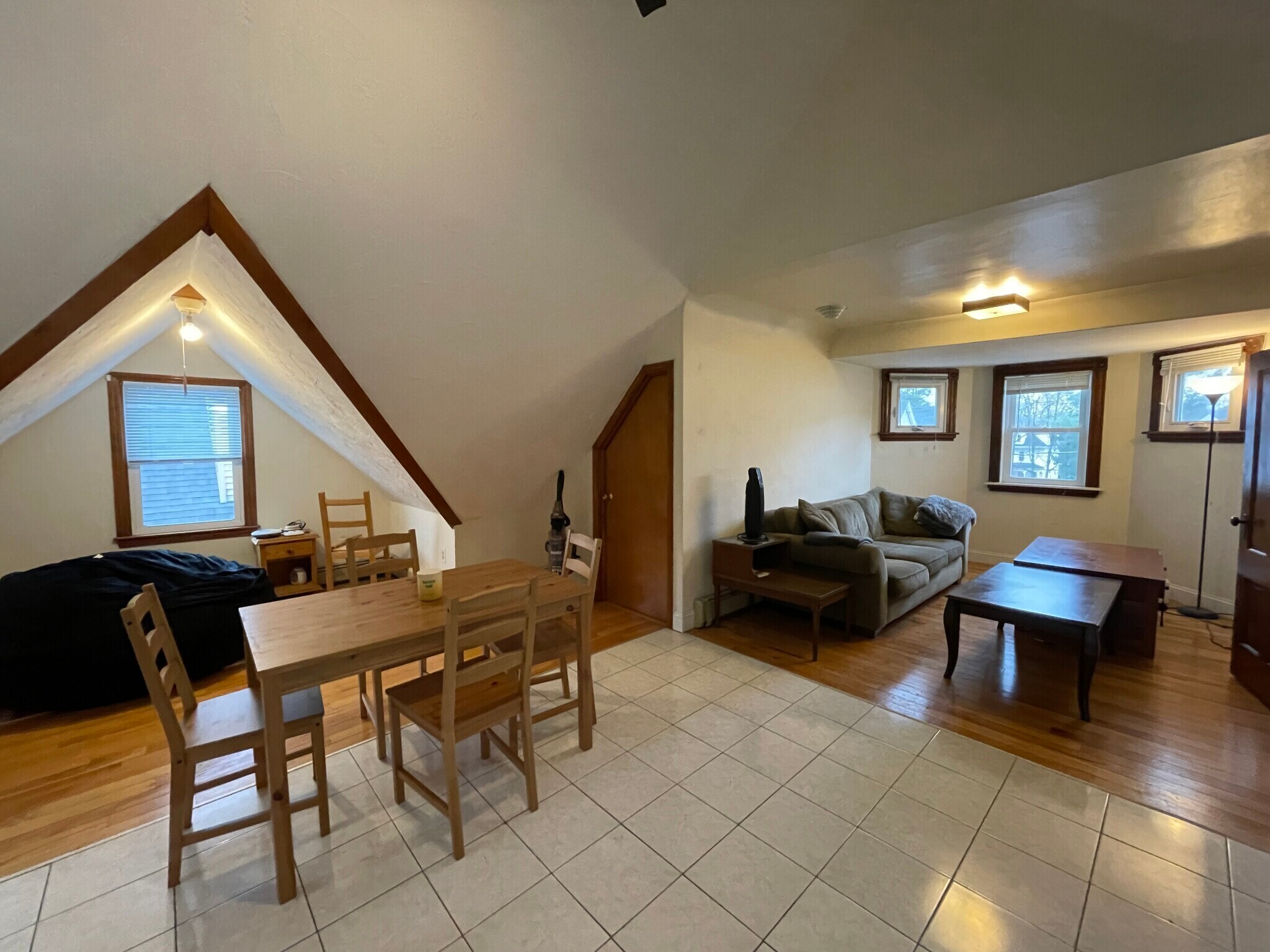 Building Photo - 67 Fairbanks St