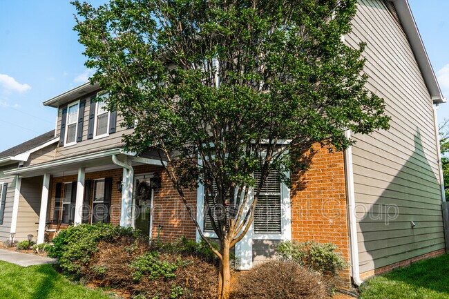 Building Photo - 1000 Harbour Shore Dr