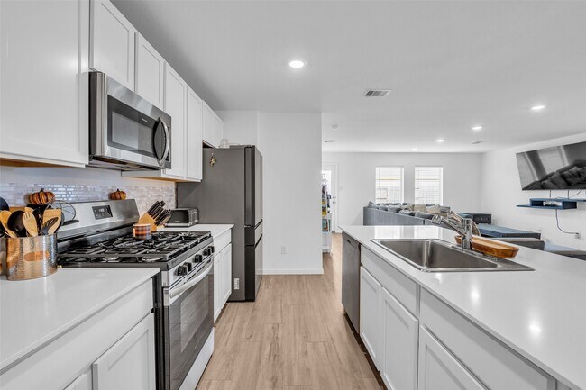 Building Photo - 9815 Bellwick Holw Ct