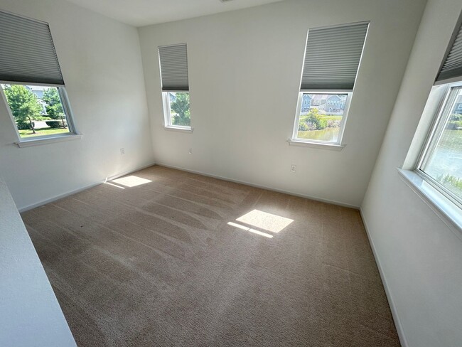 Building Photo - 3984 Trenwith Ln