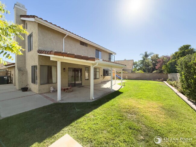 Building Photo - 4 Bedroom Home for Rent in Moorpark!