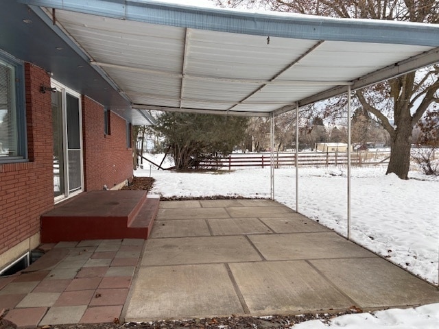 Building Photo - Large house west of Reserve Street