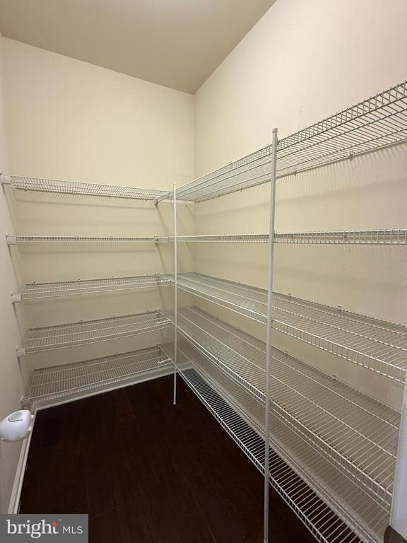 Building Photo - 7018 Foxton Way