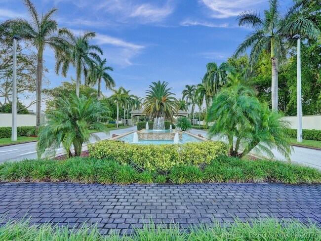 Building Photo - 1104 Bahama Bend