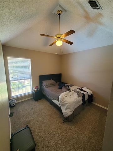 Building Photo - 2609 Classic Ct E