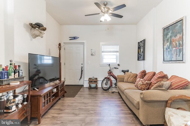 Building Photo - 1847 N 2nd St