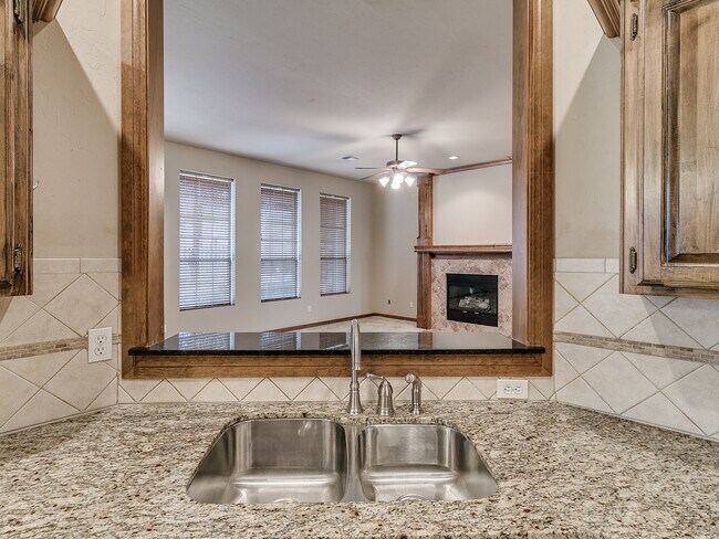 Building Photo - Fenwick Garden Village + Gated Community i...