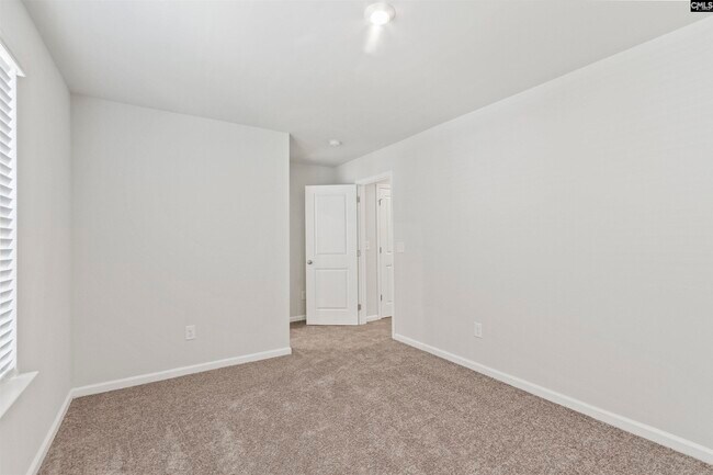 Building Photo - 10 Harvest Wheat Ct