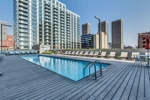 Building Photo - 659 W Randolph St