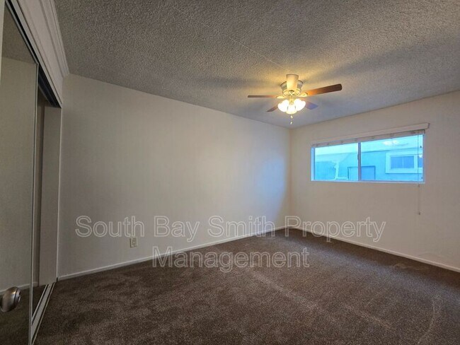 Building Photo - 2619 Mathews Ave