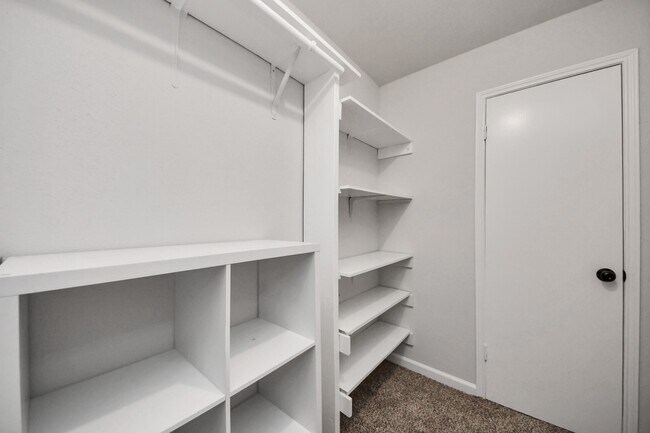 Building Photo - 4641 Wild Indigo St