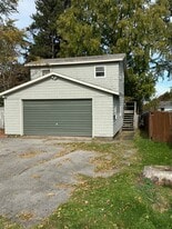 Building Photo - 99 1/2 Ellen St