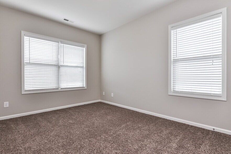 Building Photo - 4134 White Kestrel Dr