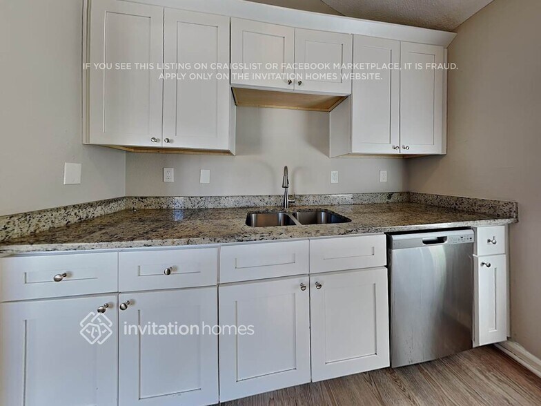 Building Photo - 6322 Klondike River Rd