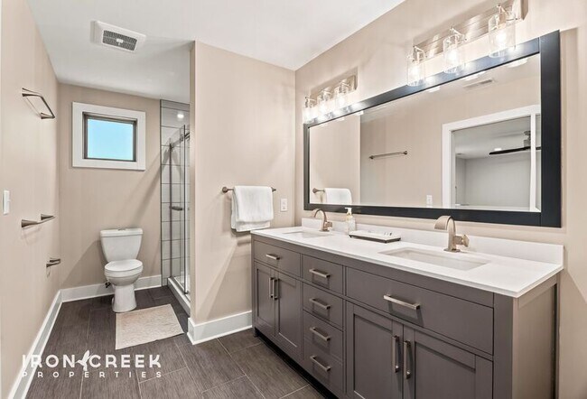 Building Photo - 3015 Sand Hill Crane Dr