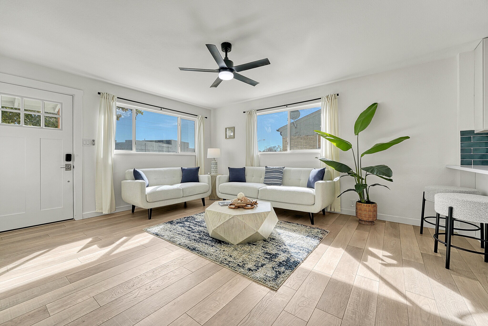 Building Photo - 57 Del Mar Cir