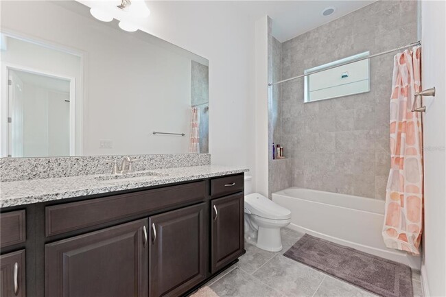 Building Photo - 13019 Stanthorne Ave