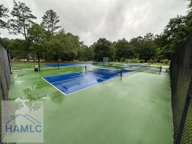 Building Photo - 550 Laurenburg Dr