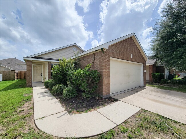 Building Photo - 7438 Fox Knoll Ln