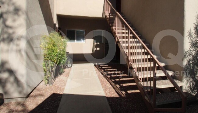 Building Photo - 11260 N 92nd St