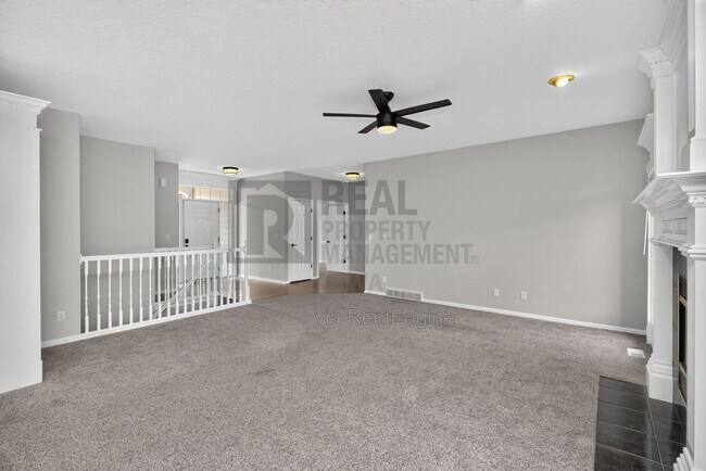 Building Photo - 2305 NE Hanover Ct