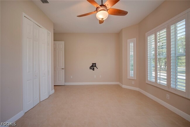 Building Photo - 638 Parkdale Blvd