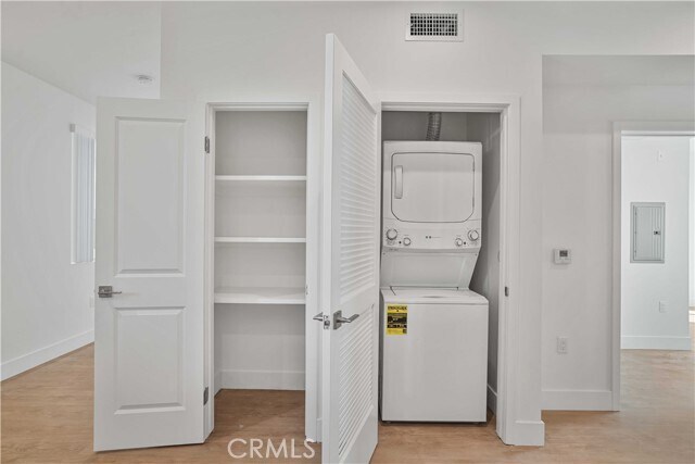 Building Photo - 8750 Sepulveda Blvd