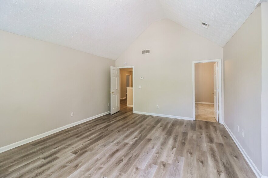 Building Photo - 1110 Ivey Ln