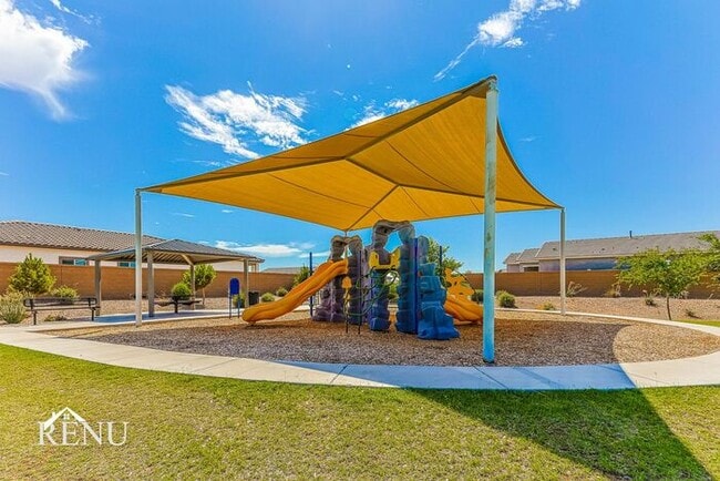 Building Photo - 35271 W San Capistrano Ave