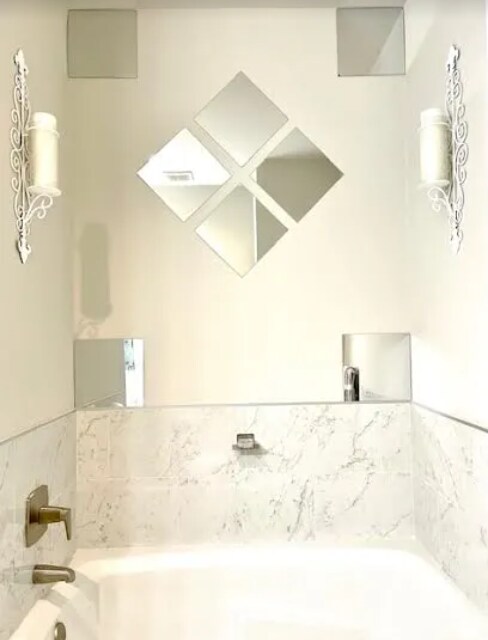 Private Bathroom - 2000 Clarendon Blvd