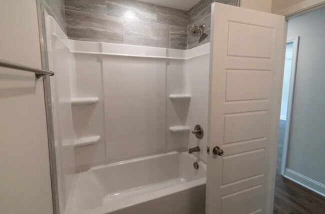 Building Photo - New Construction Modern Home With Open Floor Plan, Whte Cabintery and Primary Bedroom Suite