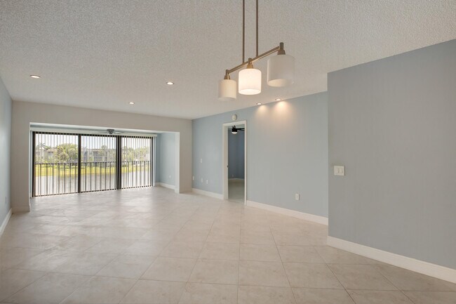 Building Photo - 4272 Deste Ct